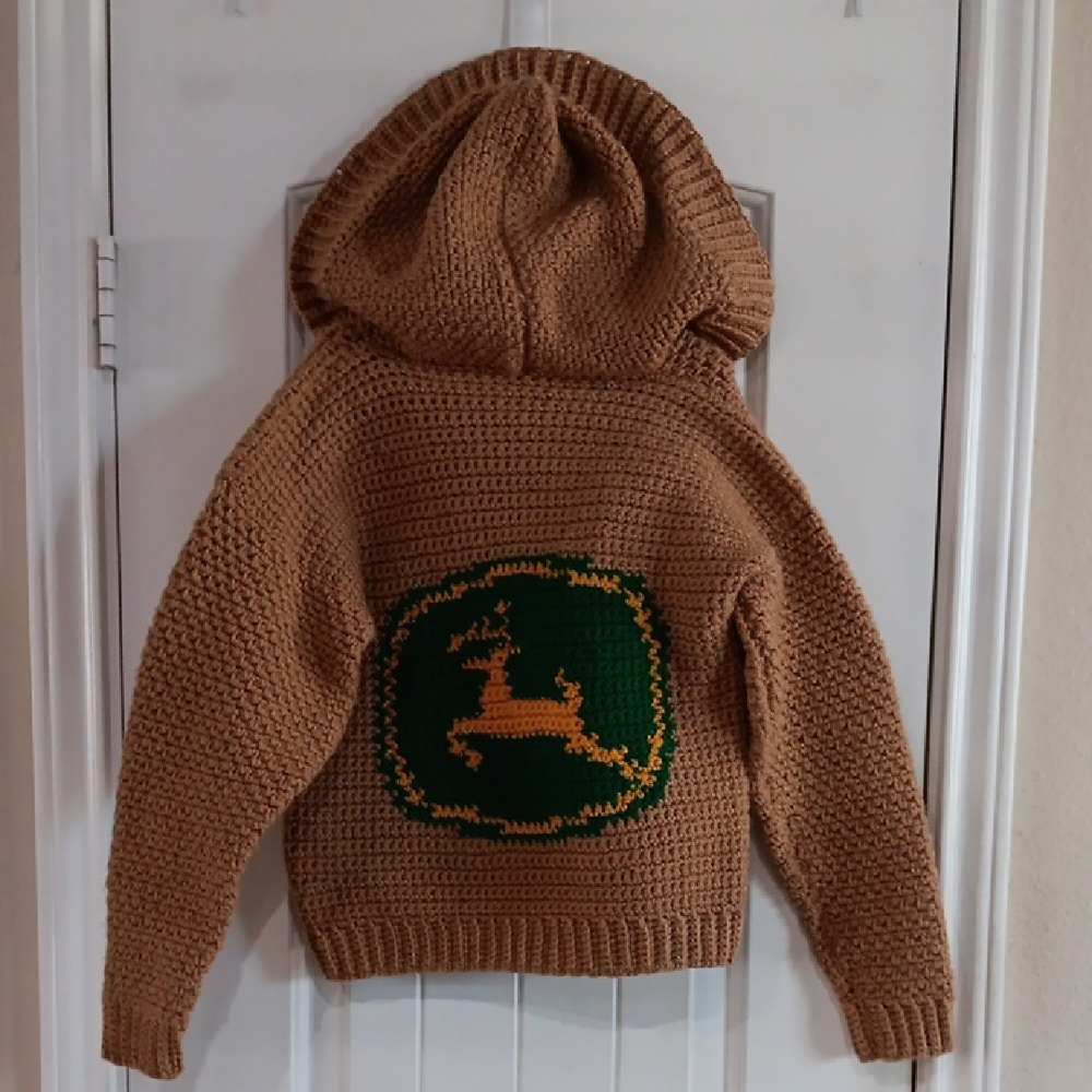 Source Unknown Hand Knit Sweater w Iconic John Deere Logo